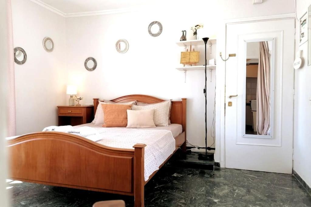 Acropolis Area Flat With Parthenon Views * Atenas